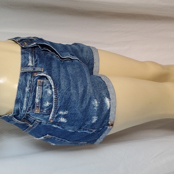We The Free Button Distressed Denim Blue Jean Shorts Size 28 - Picture 3 of 9